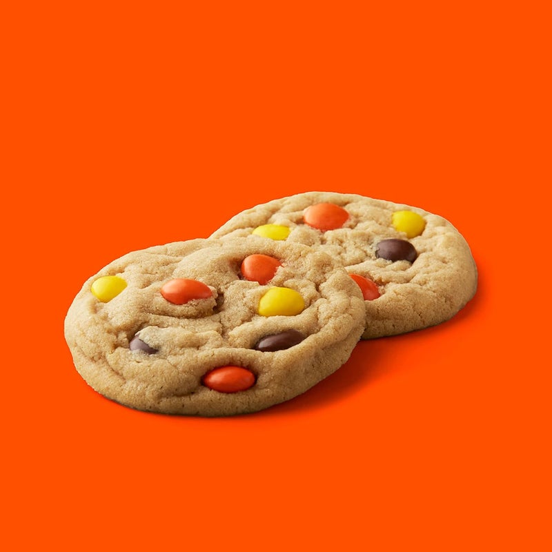 REESE'S PIECES Chocolate Peanut Butter Candy, 48 Ounce Bag - Image 5